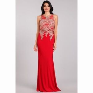 SLEEVELESS Sexy Red Gold Dress